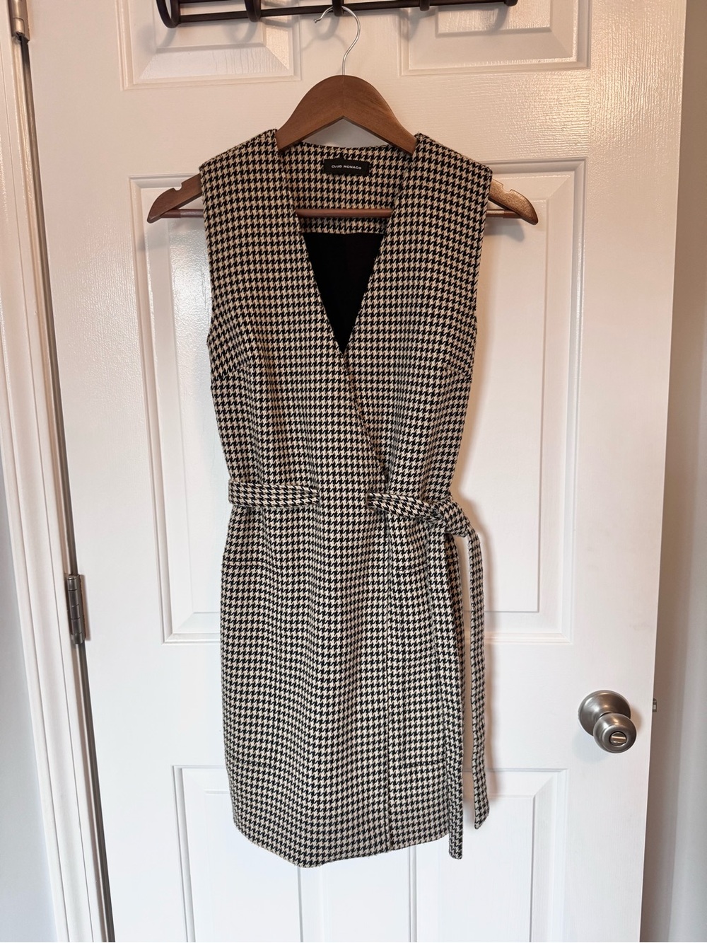 Club Monaco Houndstooth V-Neck Faux Wrap Mini Dress - Black Tan Cream